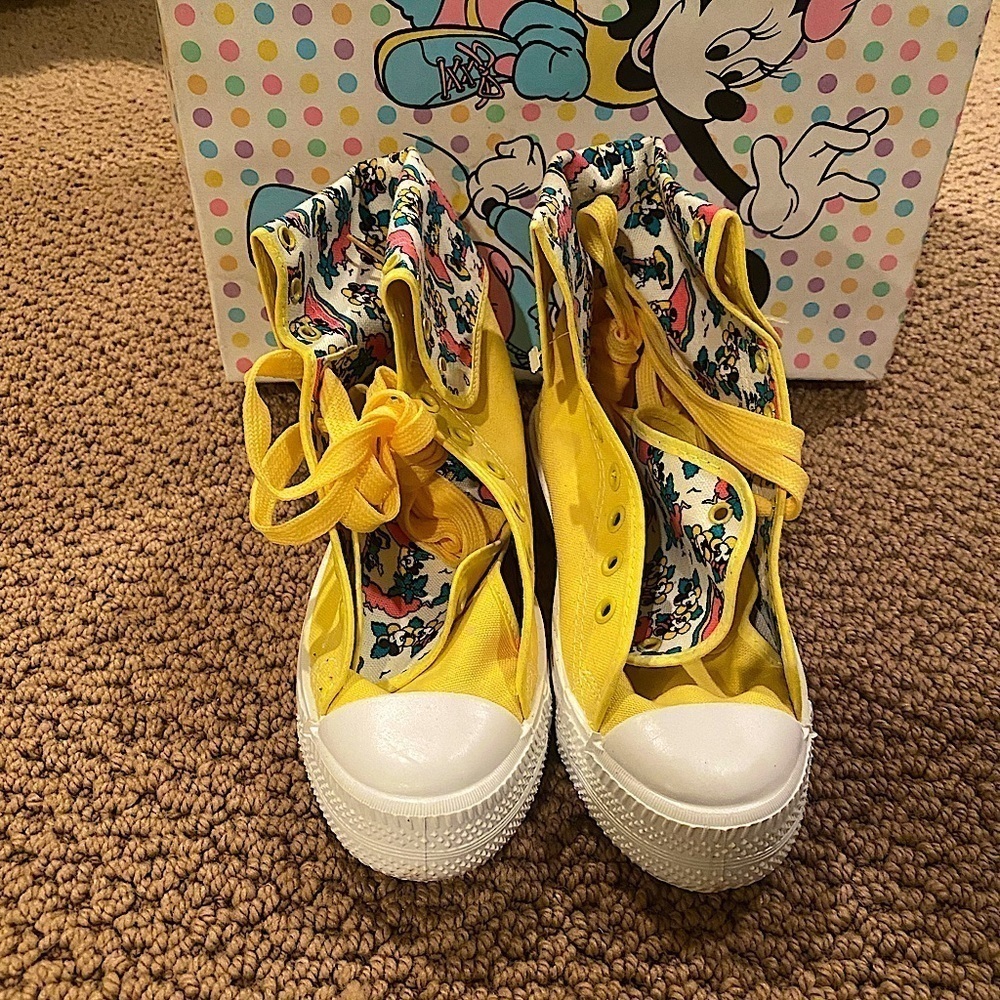 Vintage Mickey & Minnie Mouse X Floral Converse Shoes